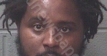 JONES, KALVIN JERMAINE | 2025-10-02 16:18:00 Onslow County, North Carolina Booking