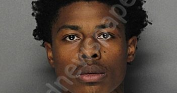 HUBBARD, DAMIJAY RASHUN | 2025-10-09 15:48:22 Ellis County, Texas Booking