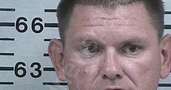 DAVIS, JUSTIN HILLMAN | 2025-10-12 14:22:41 Hood County, Texas Booking