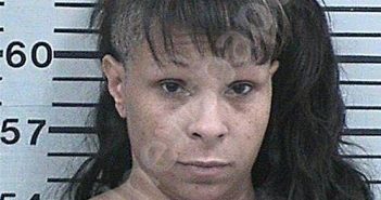 BROOKS, KIRA YVONNE | 2025-10-20 09:27:33 Hood County, Texas Booking