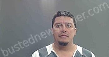HERNANDEZ MEMBRENO, SELVIN ANTONIO | 2025-10-31 07:39:00 Cameron Parish, Louisiana Booking