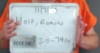HOLT, RAMOND RUSSLLE | 2025-11-07 16:00:00 Sebastian County, Arkansas Booking