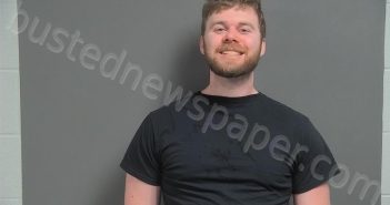 QUALKENBUSH, ANDREW S | 2025-11-09 04:39:00 Knox County, Indiana Booking