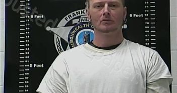 SIES, JONATHON PATRICK | 2025-11-10 22:57:00 Clark County, Kentucky Booking