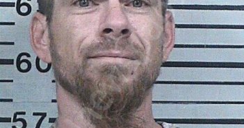 VANSLYKE, NICKALOUS DWAYNE | 2025-11-12 18:35:22 Hood County, Texas Booking