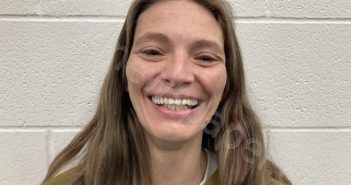 DEZARN, ASHLEY NICOLE | 2025-11-13 19:29:00 Kenton County, Kentucky Booking