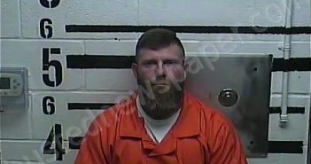 NEACE, ANDREW GRANT | 2025-11-26 13:13:00 Larue County, Kentucky Booking