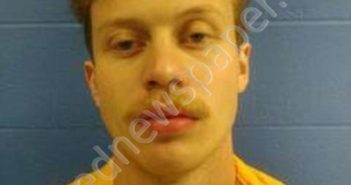 RILEY NEIL NICHOLSON | 2025-11-27 04:32:00 Faulkner County, Arkansas Booking