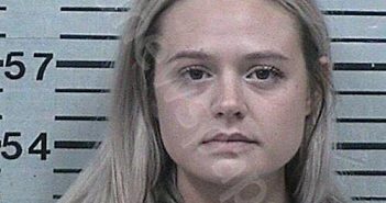 PEDEN, MORGAN NICHOLE | 2025-11-30 02:41:55 Hood County, Texas Booking