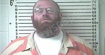 DECKER, JAMES CALEB | 2025-12-01 20:41:00 Hardin County, Kentucky Booking