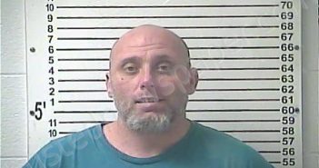 CLOYD, TONY LEE | 2025-12-01 12:31:00 Hardin County, Kentucky Booking