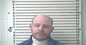 RAY, ALLEN DOUGLAS | 2025-12-01 07:00:00 Hardin County, Kentucky Booking