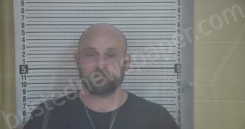 WARNER, DUSTIN A. | 2025-12-03 22:39:00 Taylor County, Kentucky Booking