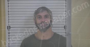 MULL, ANDREW | 2025-12-05 07:08:00 Taylor County, Kentucky Booking