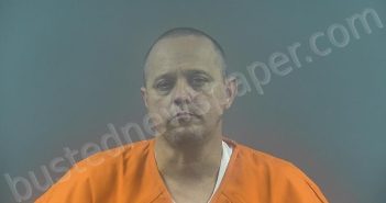 MEEKS, DOUGLAS EVERETT, SR | 2025-12-12 10:05:00 Warren County, Kentucky Booking