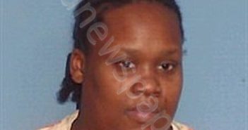 ROBINSON, SHENEICE LAYFAE | 2025-12-12 14:28:00 Lonoke County, Arkansas Booking