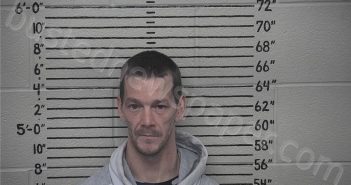 CRAFT, TRAVIS L | 2025-12-15 01:49:00 Carter County, Kentucky Booking