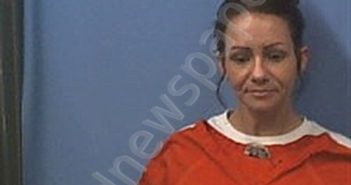 TIPTON, LATASHA MARIE | 2025-12-23 15:45:00 Van Buren County, Arkansas Booking