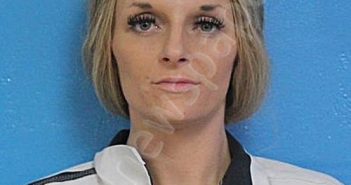 LIGHT, DEBRA MAKAYLA | 2026-01-11 11:14:00 Sullivan County, Tennessee Booking