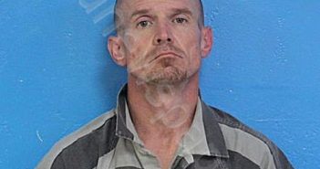 BUCKLES, COY LEE | 2026-01-22 11:32:00 Sullivan County, Tennessee Booking