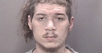 LEWIS, DESHAWN MATTHEW | 2026-01-27 17:40:50 Robeson County, North Carolina Booking