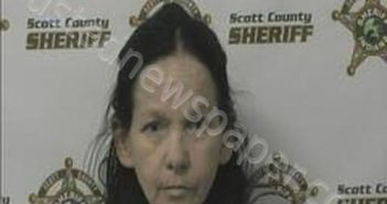 LINDA COMBS | 2026-03-27 12:39:00 Scott County, Indiana Booking