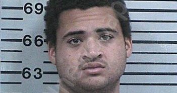 DAVIS, BRENTON LADON | 2026-04-08 21:49:09 Hood County, Texas Booking