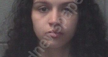 ANTHONY, ALYCIA CAITLYN | 2026-04-17 04:18:00 Onslow County, North Carolina Booking
