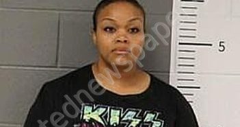 DENNIS, TREASURE | 2026-04-19 03:31:00 St. Clair County, Alabama, St Clair County, Alabama Booking