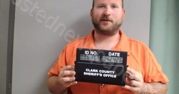 DAVIS, DAKOTA AUSTIN | 2026-04-24 19:42:00 Clark County, Missouri Booking
