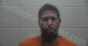 WHITE, CHARLES | 2026-05-05 23:34:00 Jessamine County, Kentucky Booking