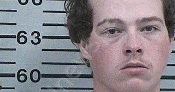 HALL, BRAYDEN WILLIAM | 2026-05-09 21:47:23 Hood County, Texas Booking